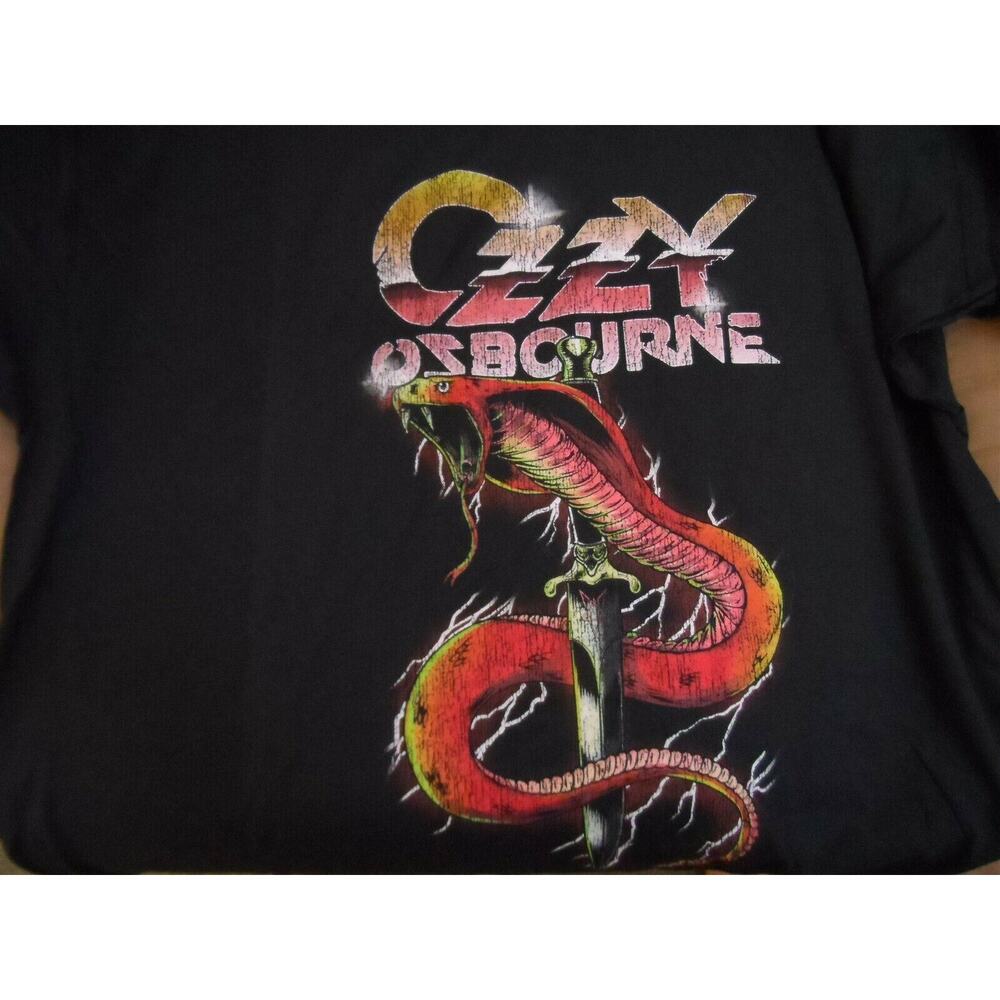 OZZY OSBOURNE - 2021 Distressed Serpent and Sword T-shirt ~Never‎ Worn~ XL